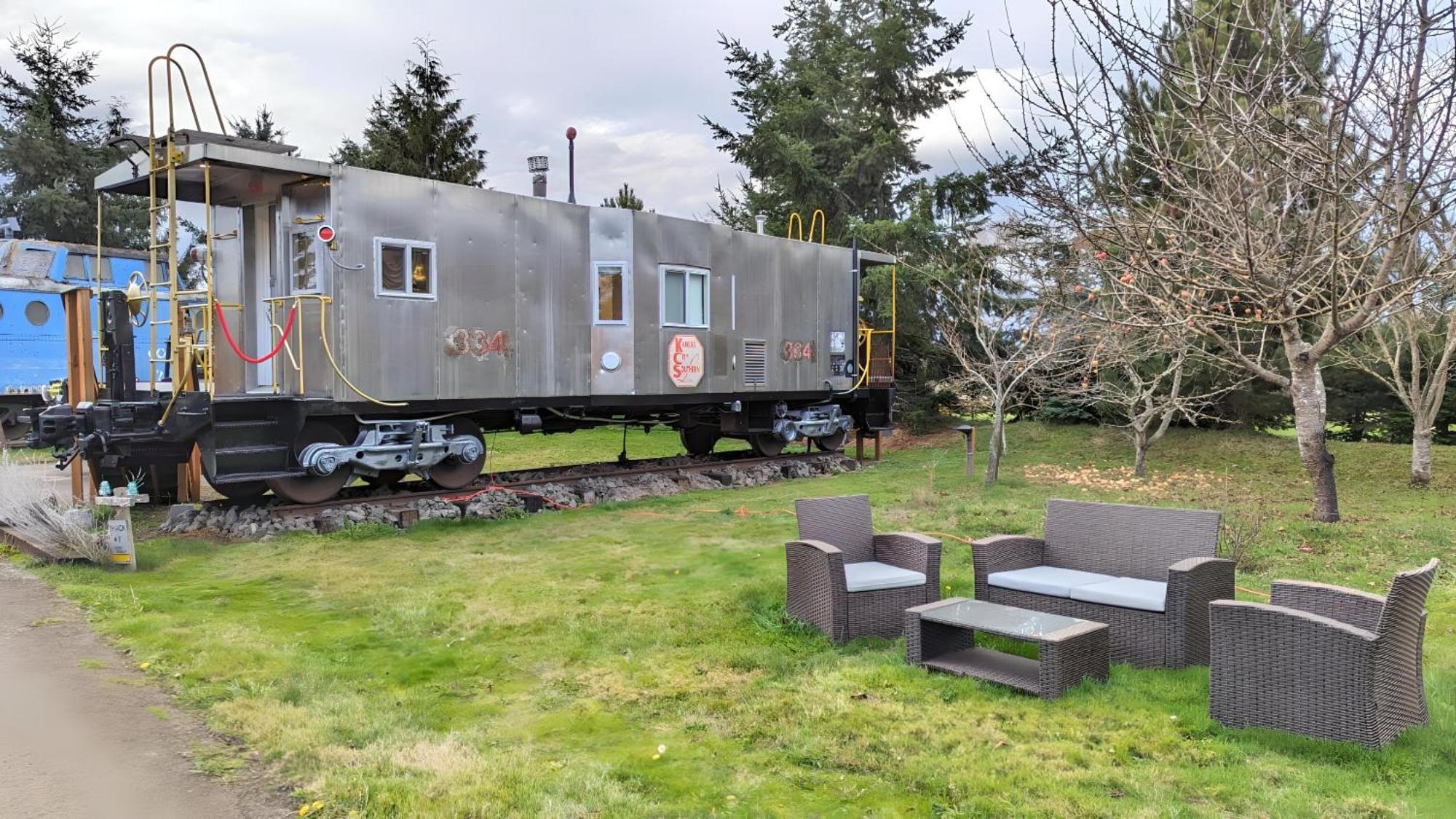 Olympic Railway Inn Секим Номер фото